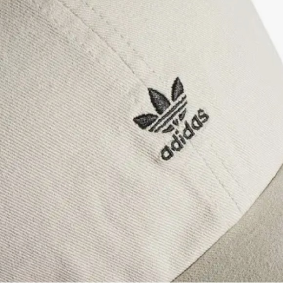 🤎NEW Adidas Originals Women's Mini Logo Hat - Picture 4 of 6